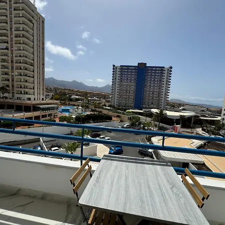Paraiso Del Sur Tenerife -the Swimming Pool Is Under Reconstruction