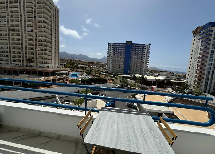 Paraiso Del Sur Tenerife -the Swimming Pool Is Under Reconstruction